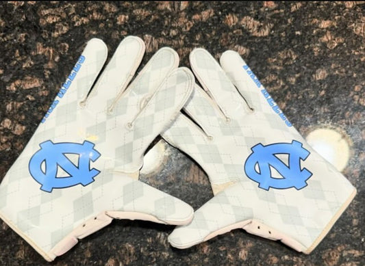 UNC Gloves