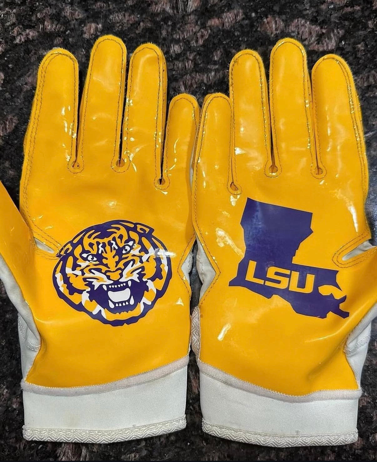 LSU GLOVES