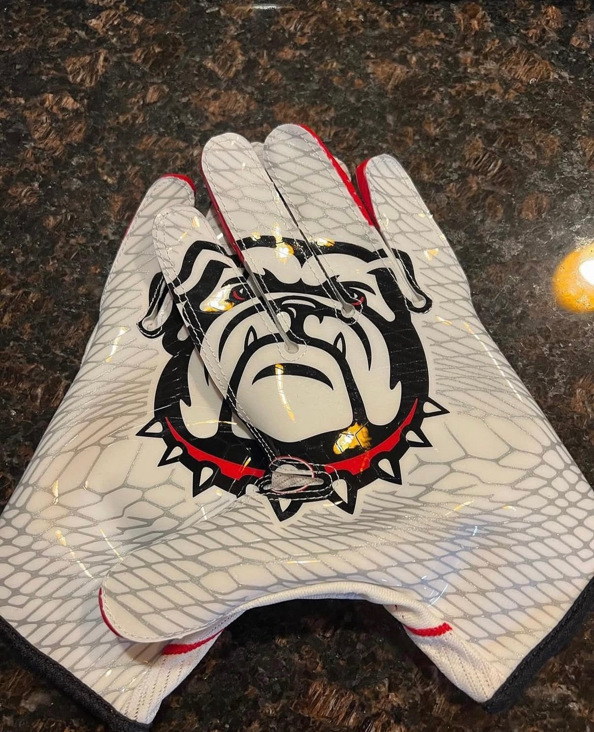 GEORGIA GLOVES